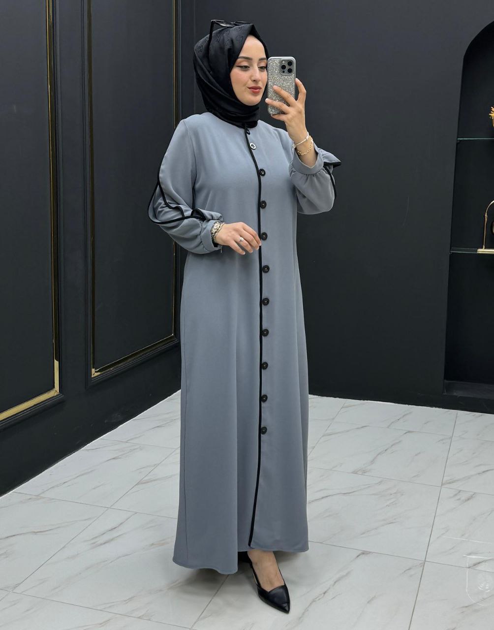 Distinct Abaya